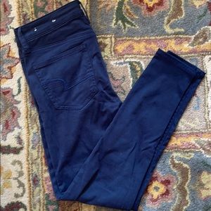 Never Worn American Eagle Dark Hi-Rise Jegging